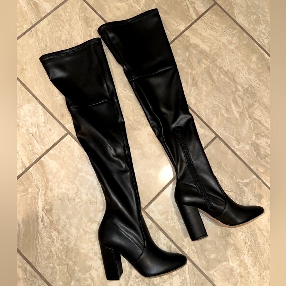 NWT- Aldo Maede Black Stretch Over the Knee Boots